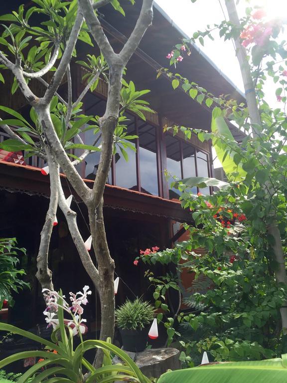 Mahogany Cottage Gili Meno Szoba fotó